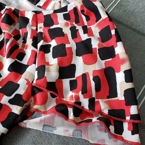 Reitmans capped sleeve top - Picture 4 of 5